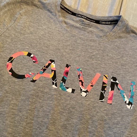 Calvin Klein shirt - Picture 2 of 2